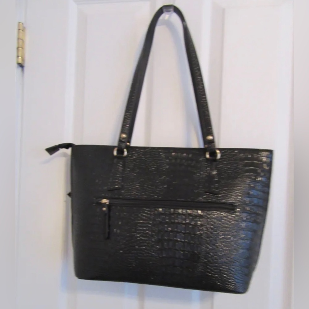NWT ladies black New Direction purse TOTE HANDBAG